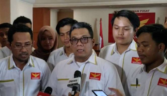 Ketua umum partai garuda ahmad ridha sabana