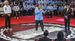 Debat Capres Pertma 2024, ini 3 calon pemimpin negara (Foto: YouTube)