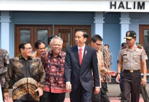 Presiden Jokowi di pangkalan TNI AU Halim