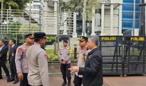 Polisi mengawal sidang sengketa Pilkada 2024 di Mahkamah Konstitusi.