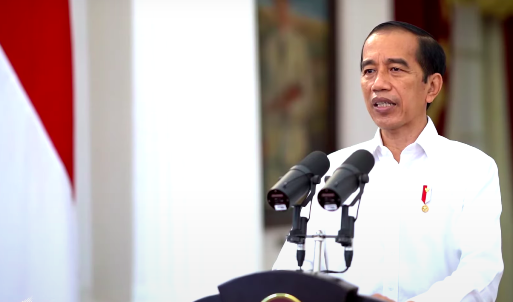 (Sumber: Presiden Jokowi menyerahkan 1,55 sertifikat hak atas tanah untuk rakyat di Istana Negara, Jakarta, Kamis 1 Desember 2022 / Setkab)