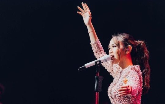 Mahalini penyanyi lagu Sial hadiri konser live music di Malaysia (Foto: @mahaliniraharja)