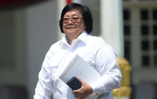 Siti Nurbaya Bakar Menteri Lingkungan Hidup dan Kehutanan dipanggil Presiden RI Joko Widodo ke Istana Kepresidenan (Doc. Istimewa)