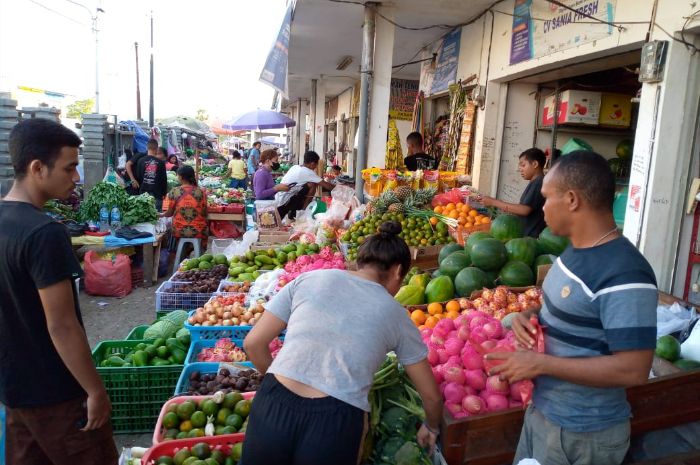 Kondisi salah satu pasar di Labuan Bajo, Nusa Tenggara Timur (Foto: tajukflores.com)