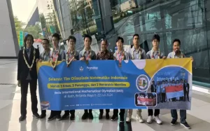 Enam pelajar dari Tim Olimpiade Matematika Indonesia 2024 berhasil meraih prestasi di ajang International Mathematical Olympiad (IMO) ke-65.
